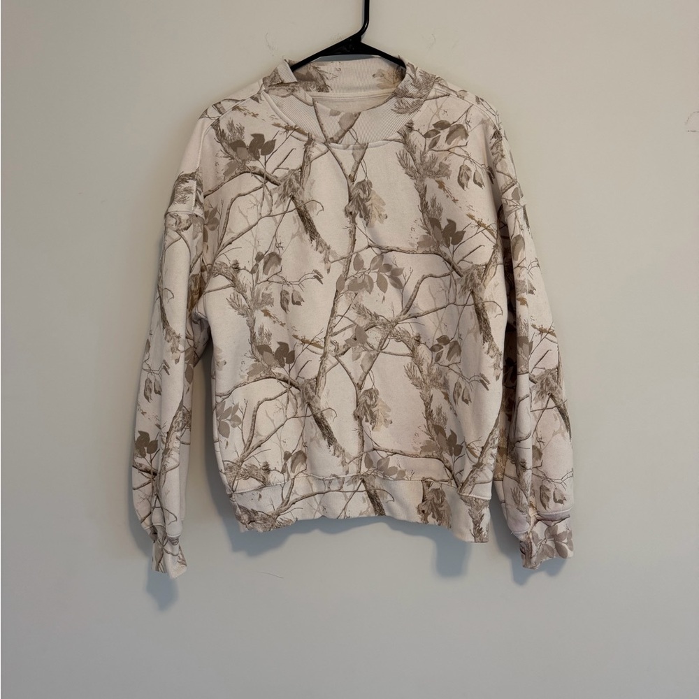Abercrombie & Fitch Cream Crewneck Sweater